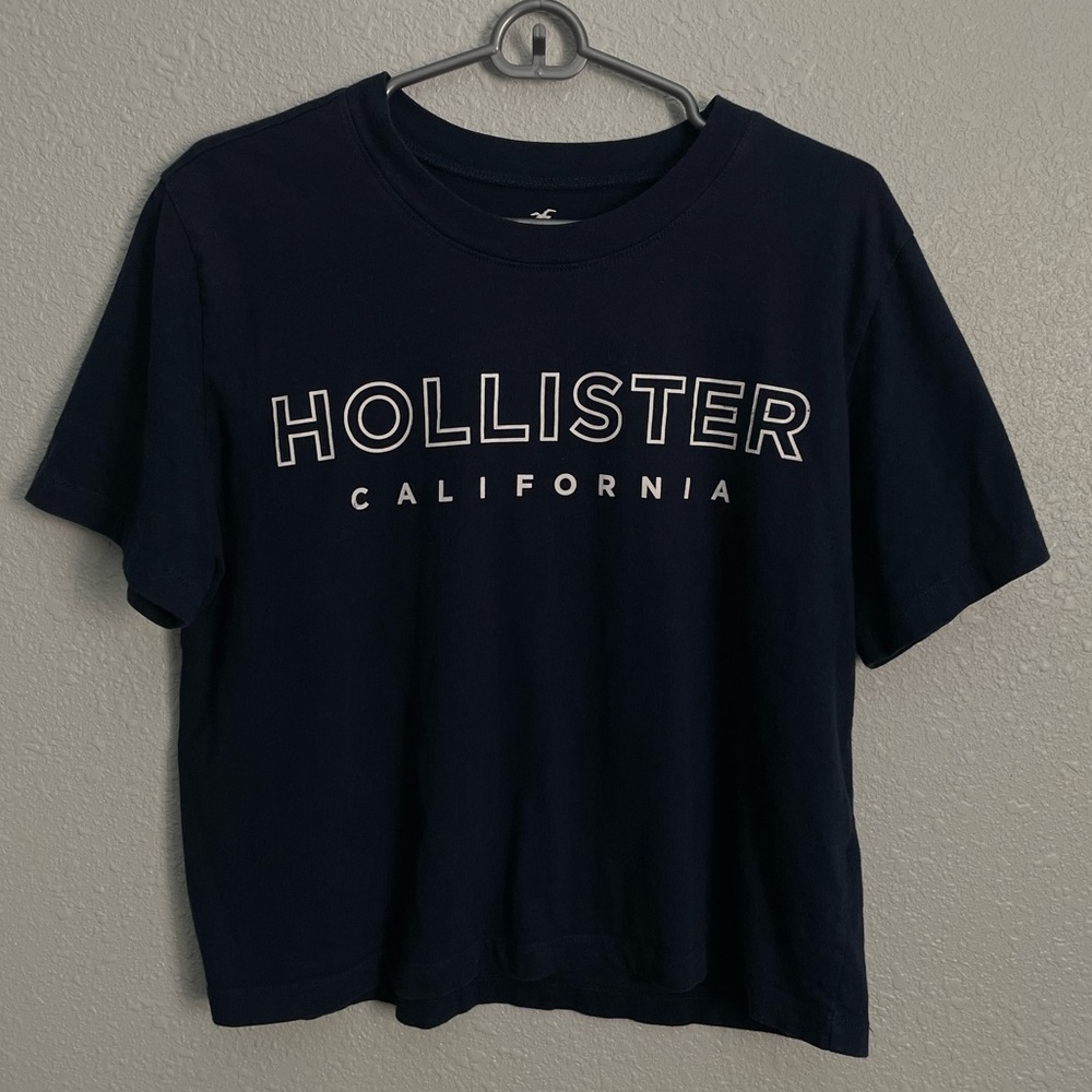 Navy Hollister Crop Tee